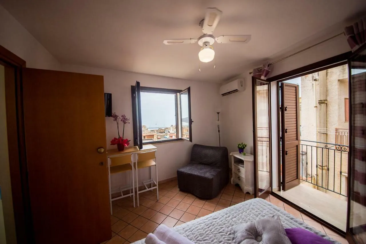 Aparthotel 'A Cumerdia - Casa Vacanze Castellammare del Golfo